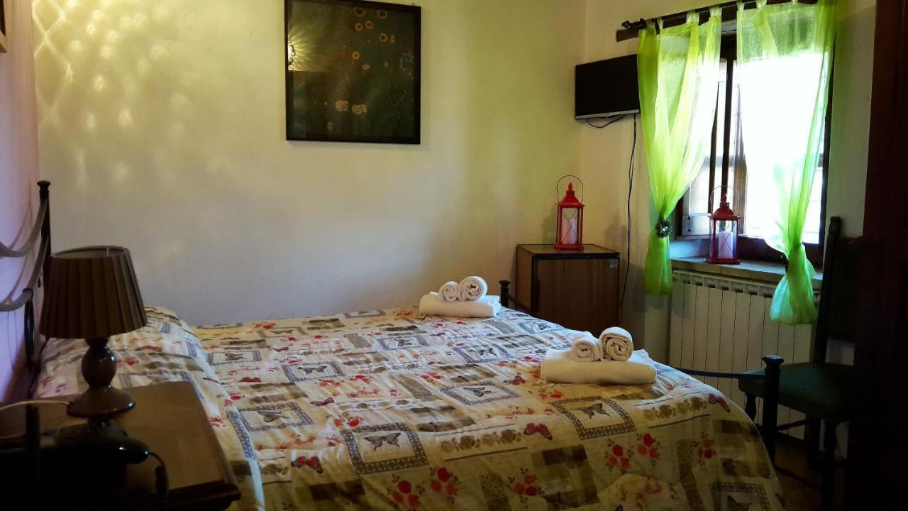 Il Casale Del Grillo Hotel เปรูจา ภายนอก รูปภาพ